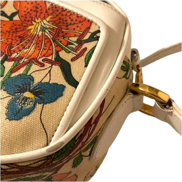 GUCCI Rare Vintage Flora White Leather Oval Crossbody- 007 113 0115 - Picture 6 of 16
